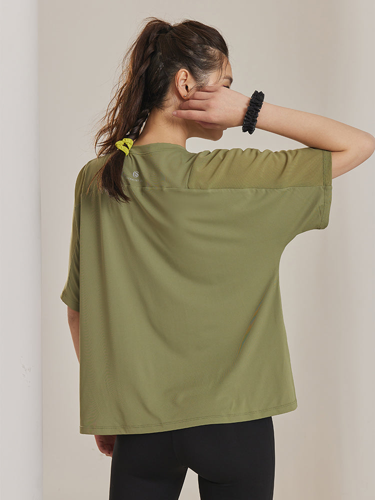 ゆったりメッシュ入り薄手Tシャツ - SLOLI